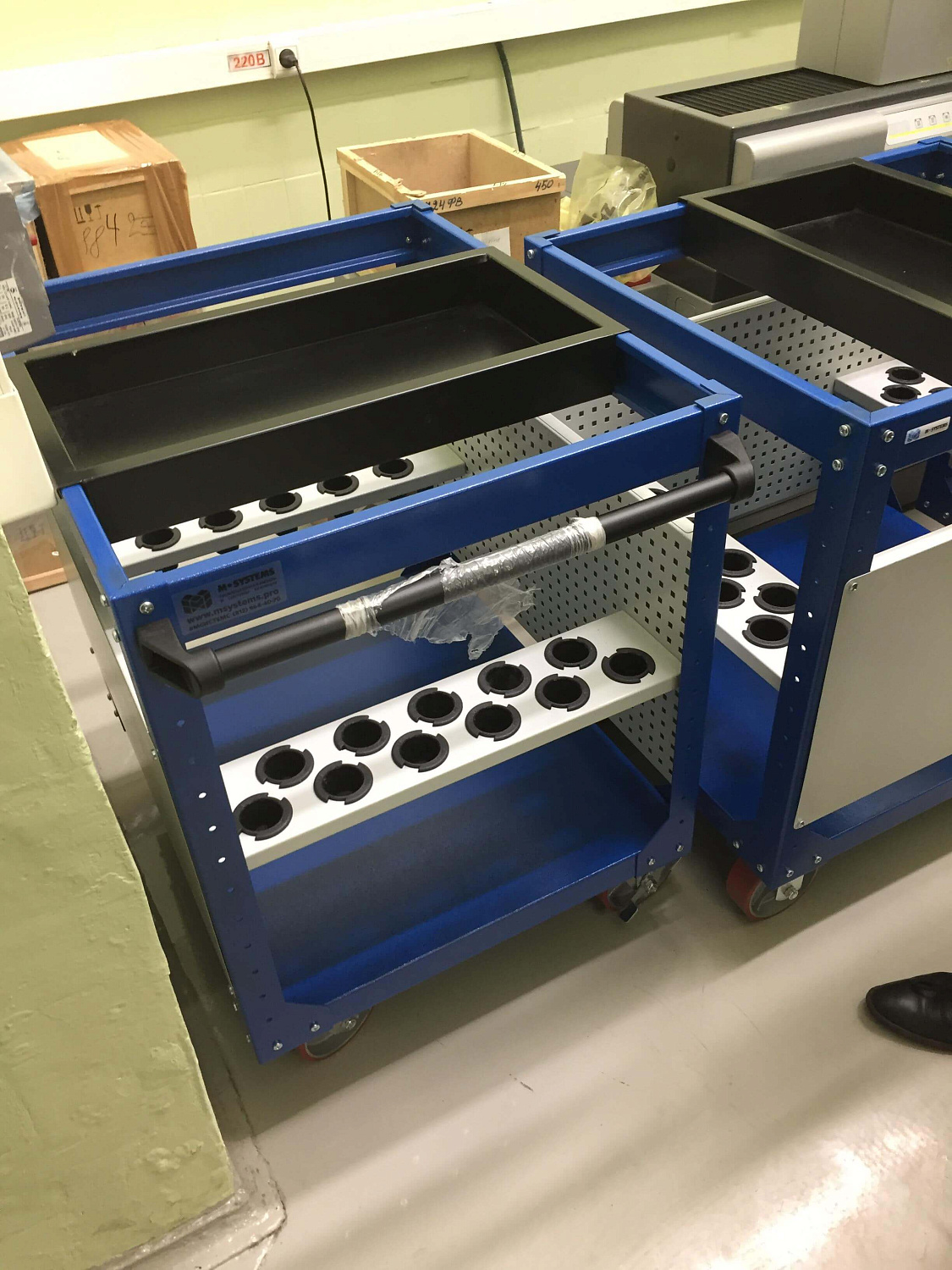 ER-00023454 Тележка для инструмента к станкам с ЧПУ CAR-TOOL XM (ISO/SK 50) 930x675x800 мм